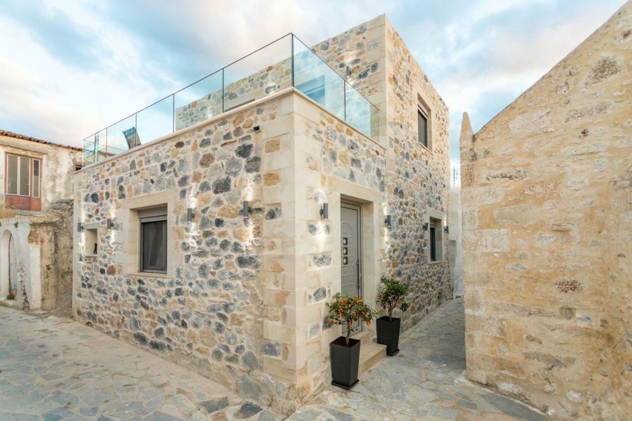 Marilena Natural Stone House, By Hellocrete Pigi  외부 사진